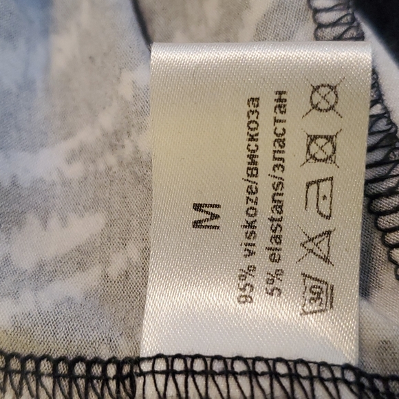 TOP DESIGN DRESS, NWOT, blk/wht, cap sleeve, pullover, jersey. - Picture 6 of 9